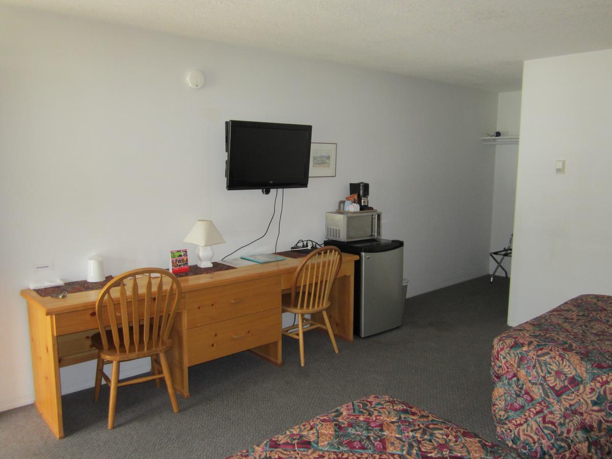 Bonanza Gold Motel ดอว์สันซิตี้ ภายนอก รูปภาพ