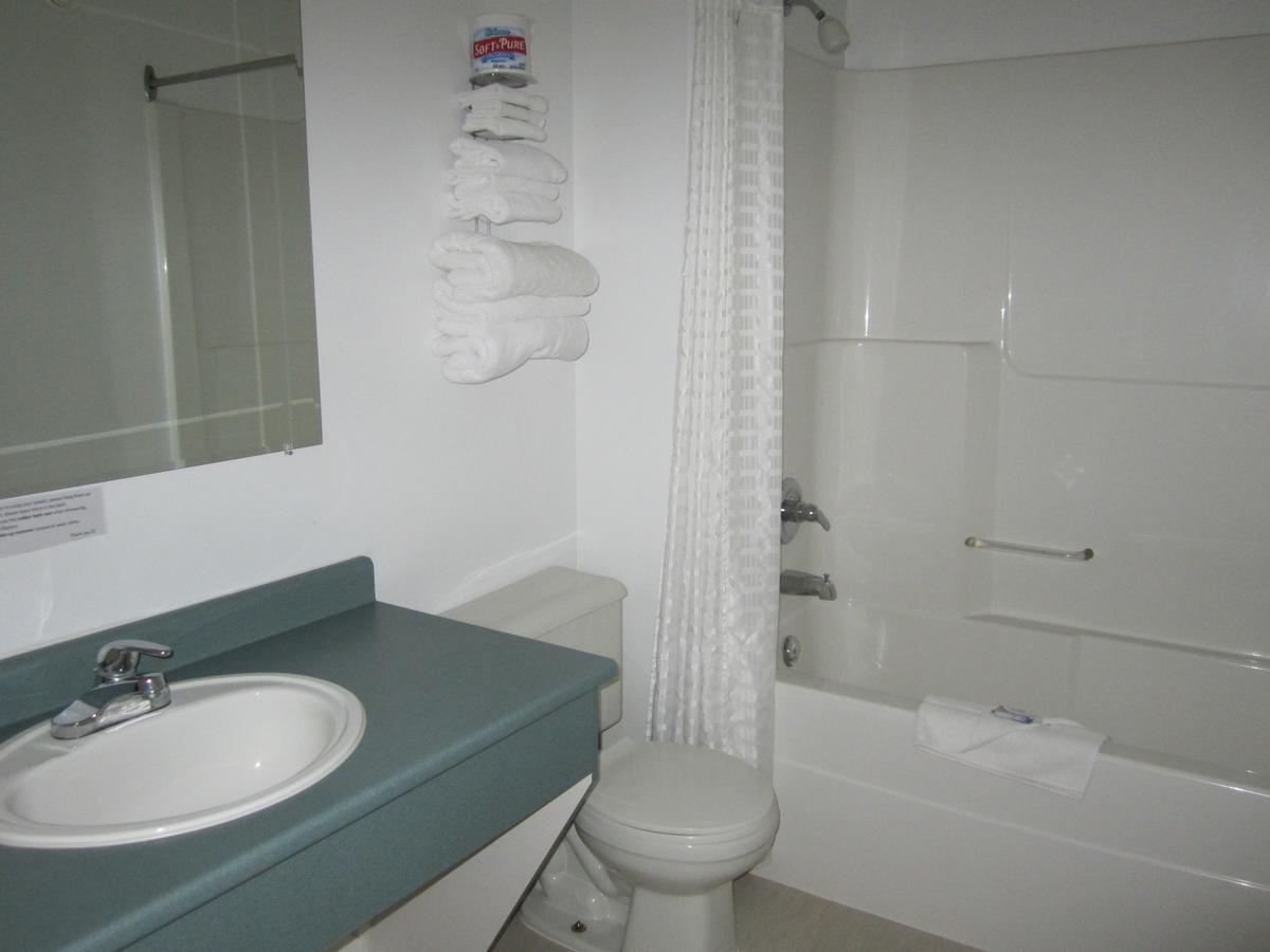 Bonanza Gold Motel ดอว์สันซิตี้ ภายนอก รูปภาพ